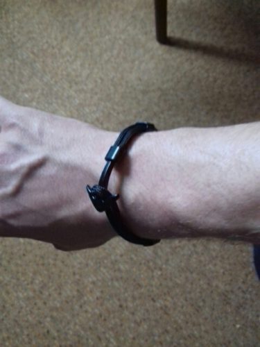 GRATUIT - Bracelet en corde tissée motif Ancre marine photo review