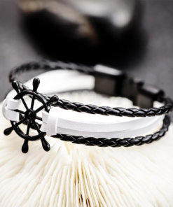 Bracelet de marin motif gouvernail en cuir multicouche blanc noir