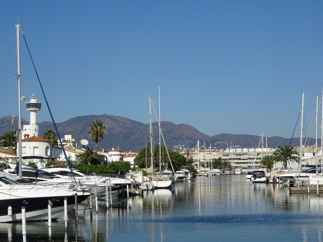 Empuriabrava voiliers port marina