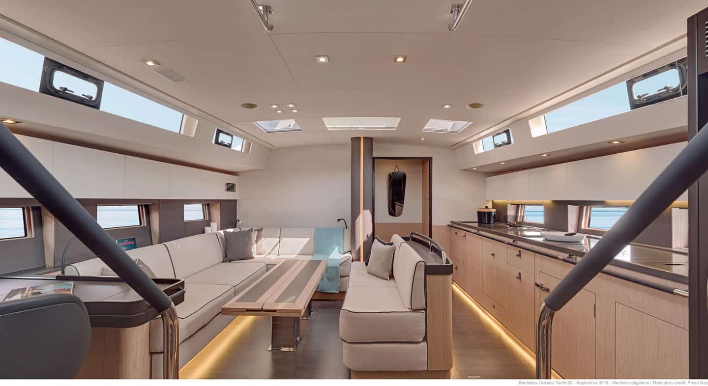 interieur-3-oceanis-yacht-62-beneteau-mesailor