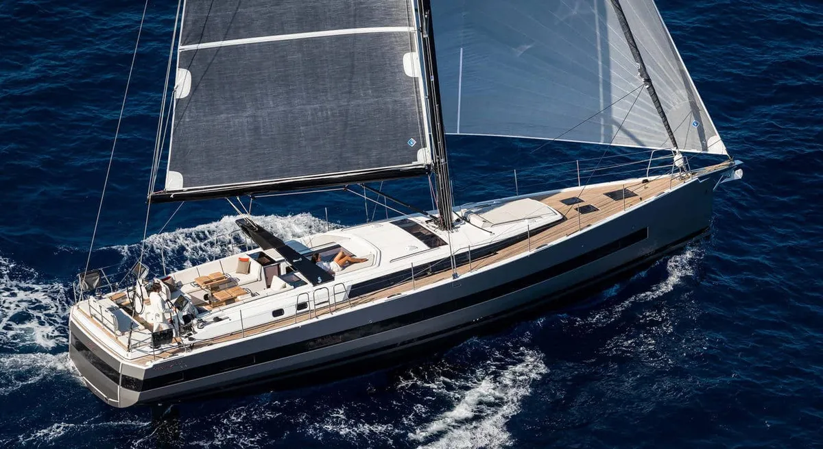 Oceanis Yacht 62 : la fiche technique : photo 2