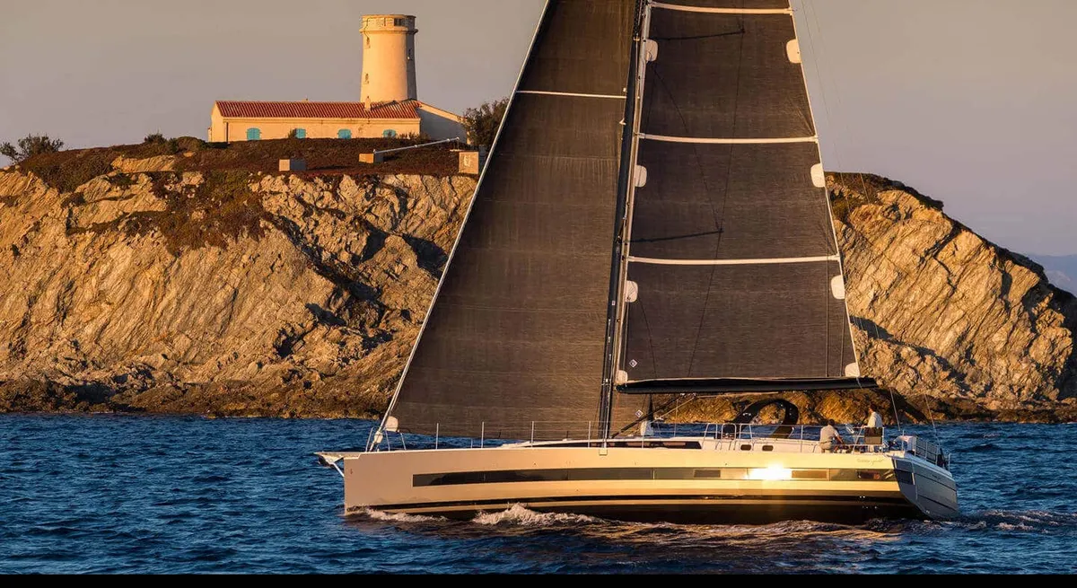 Oceanis Yacht 62 : la fiche technique : photo 12