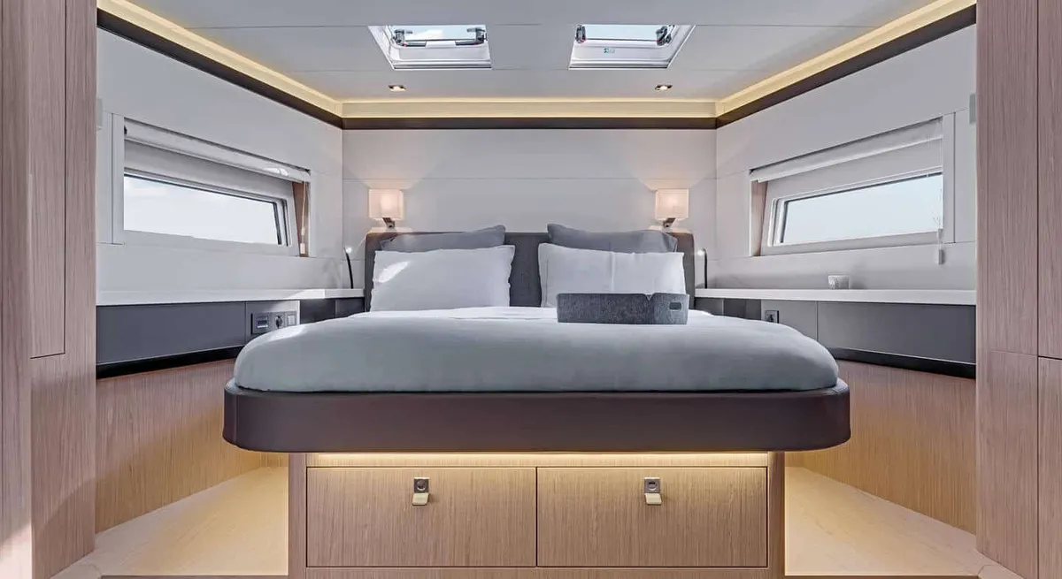 Oceanis Yacht 62 : la fiche technique : photo 17